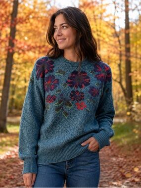Cozy Cotton / Wool Floral Crewneck Sweater